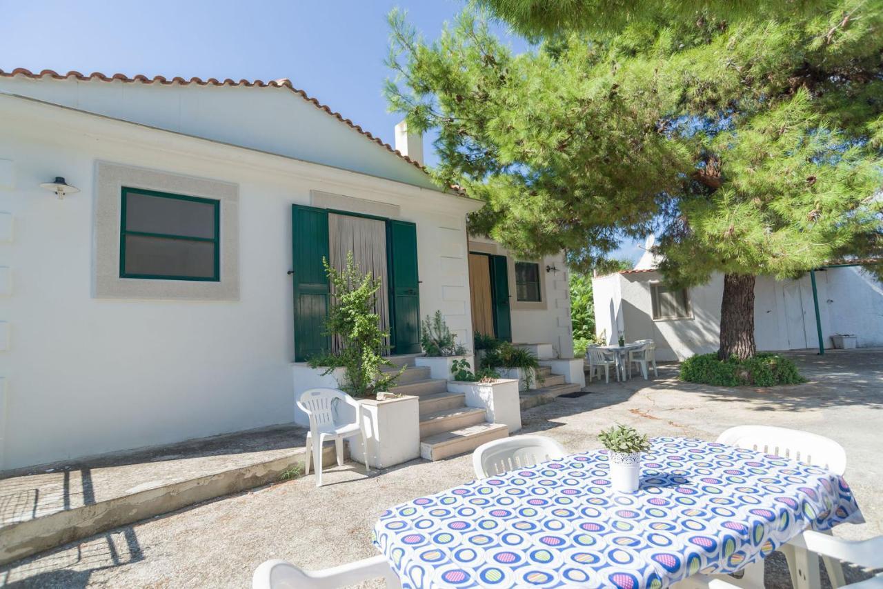 Case Vacanze Uliveto Mattinata Exterior foto