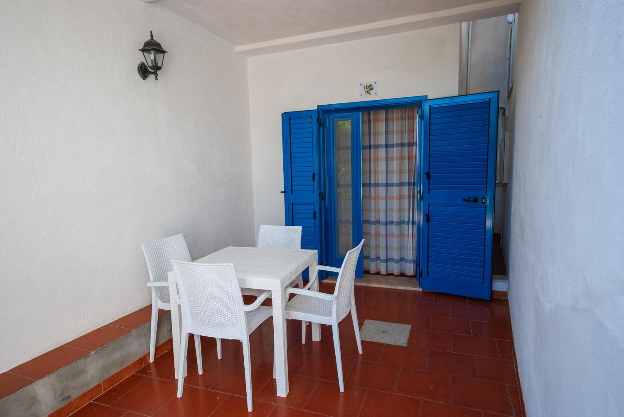 Case Vacanze Uliveto Mattinata Exterior foto