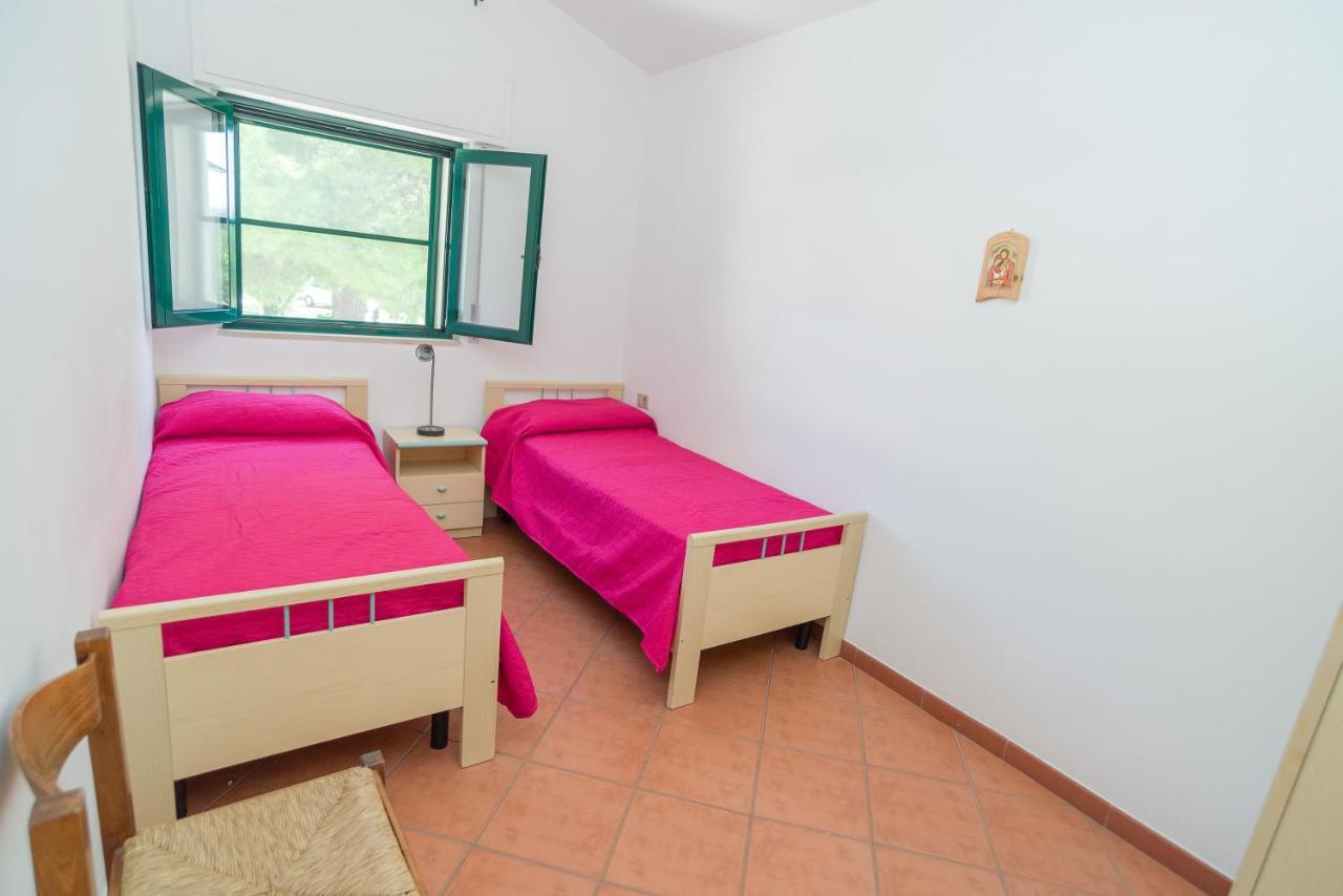 Case Vacanze Uliveto Mattinata Exterior foto
