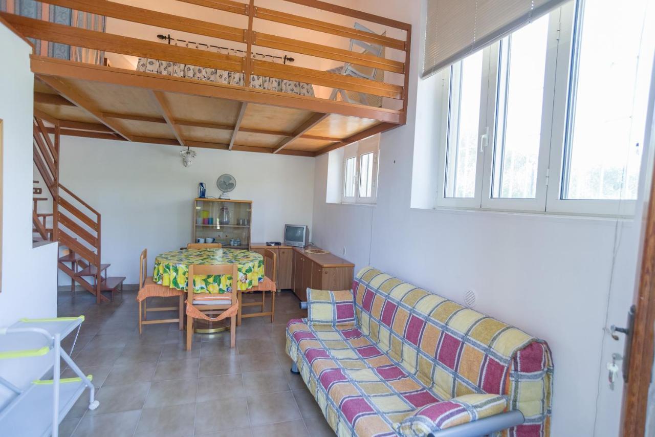 Case Vacanze Uliveto Mattinata Exterior foto