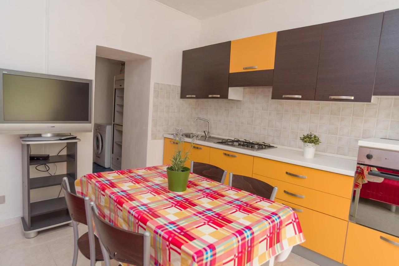 Case Vacanze Uliveto Mattinata Exterior foto
